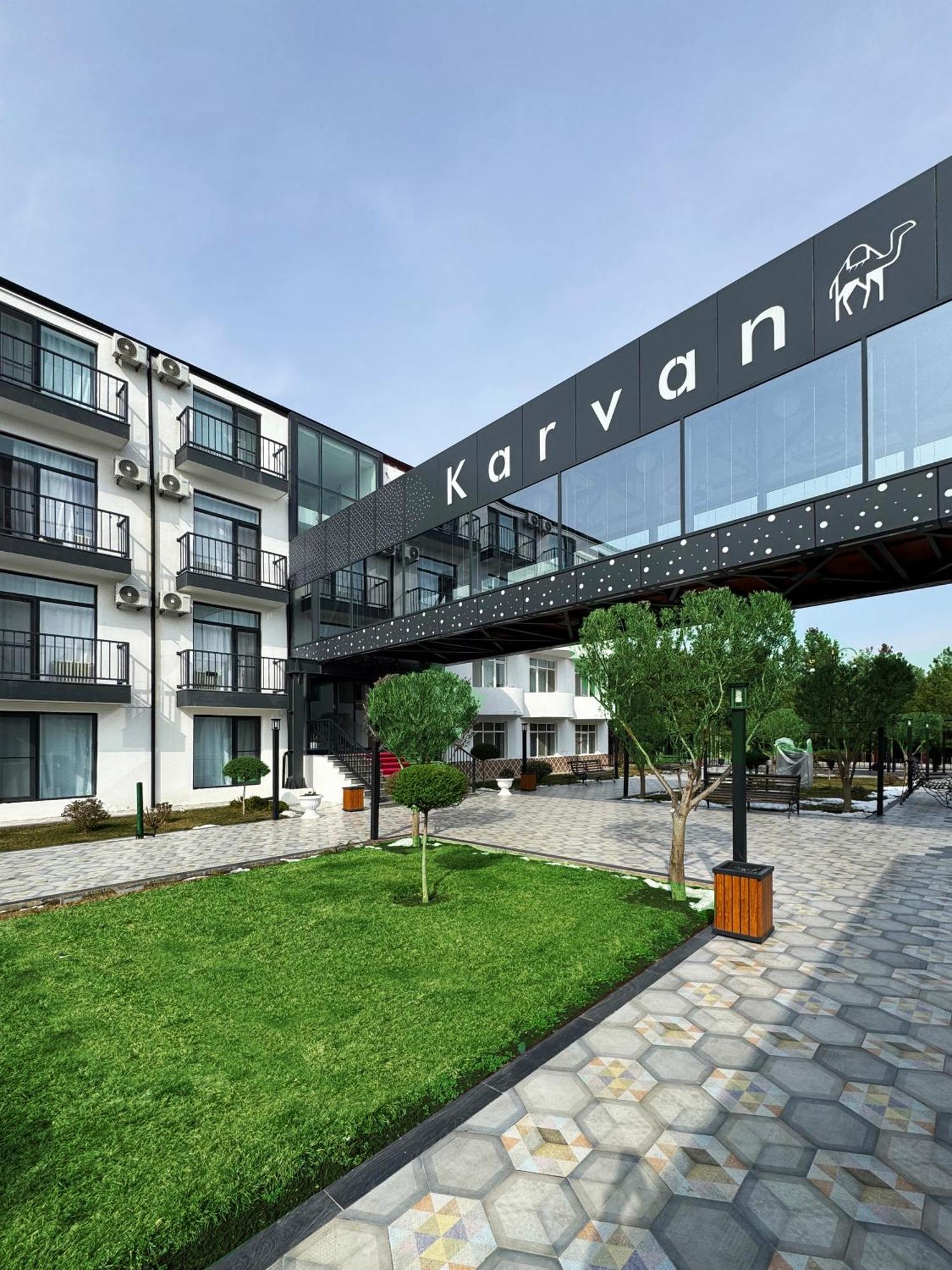Karvan Hotel-Sanatorium Naftalan Exterior foto